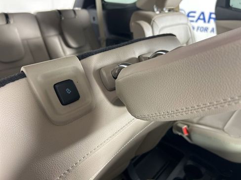 Used 2021 Ford Explorer Limited w/ Equipment Group 301A image 39