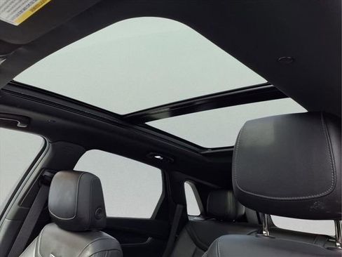 Used 2023 Cadillac XT5 Premium Luxury image 25