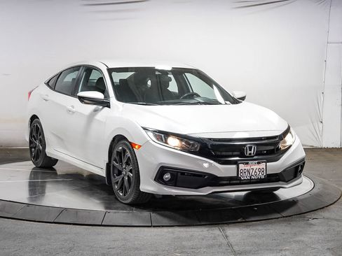 Used 2020 Honda Civic Sport image 5