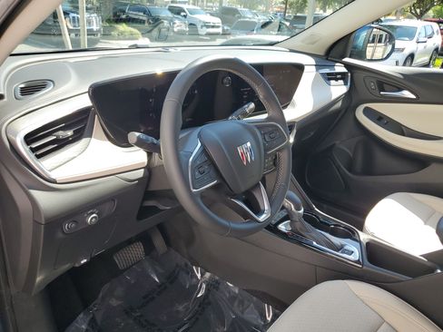 Used 2024 Buick Encore GX Preferred FWD image 20