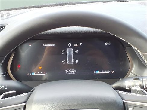 New 2025 Jeep Grand Cherokee Laredo X w/ Luxury Tech Group I image 24