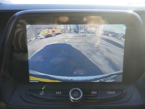 Used 2018 Chevrolet Camaro ZL1 image 22