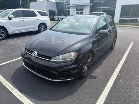 Used 2017 Volkswagen Golf R 4-Door AWD/4WD image 2