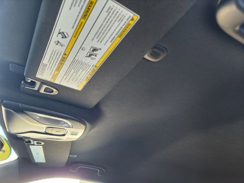 New 2025 Jeep Compass Trailhawk image 23