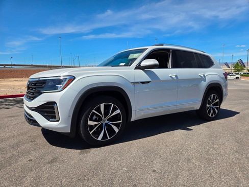 New 2026 Volkswagen Atlas SEL Premium R-Line AWD/4WD image 2
