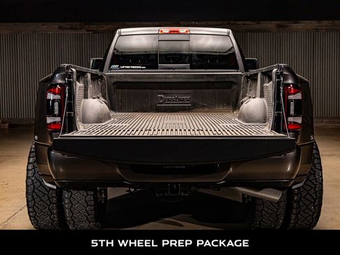 Used 2024 RAM 3500 Laramie w/ Night Edition image 9