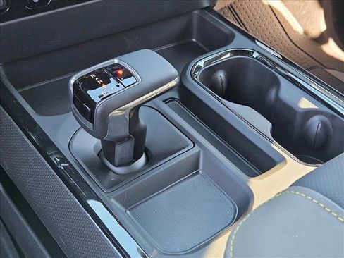 New 2026 Chevrolet Silverado 1500 ZR2 AWD/4WD image 14