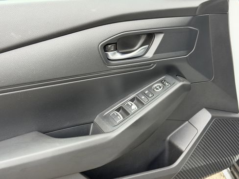 Used 2023 Honda Accord LX image 10