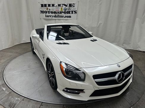 Used 2015 Mercedes-Benz SL 550 w/ White Arrow Edition image 8