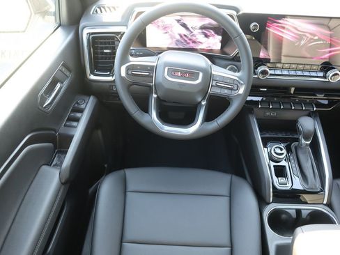 New 2025 GMC Canyon Elevation w/ Convenience Package image 13