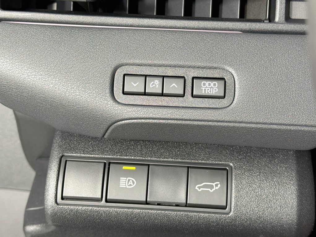 New 2026 Toyota C-HR AWD/4WD image 14