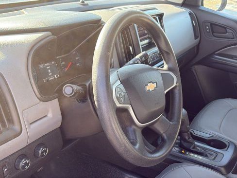 Used 2016 Chevrolet Colorado W/T w/ WT Convenience Package image 9