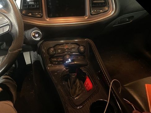 Used 2016 Dodge Challenger R/T Scat Pack image 9