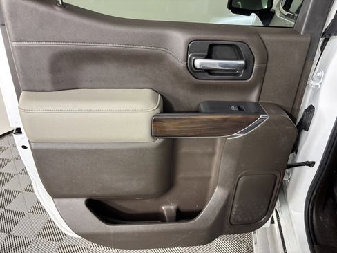 Used 2021 GMC Sierra 1500 SLT image 42