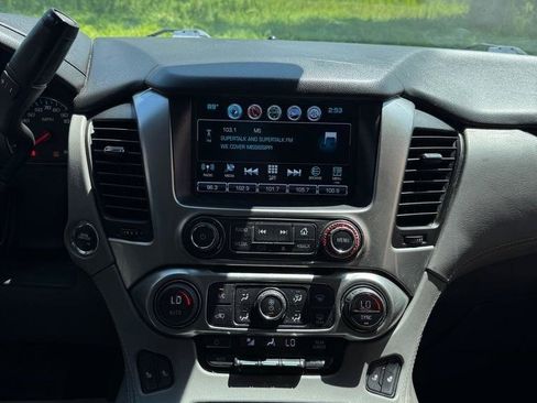 Used 2017 Chevrolet Tahoe LT image 23