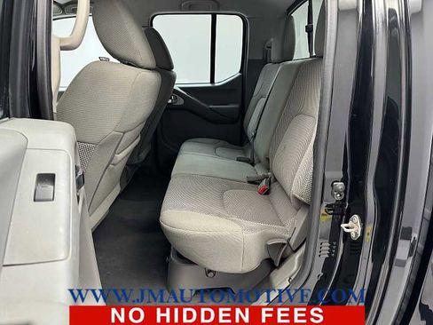 Used 2019 Nissan Frontier SV image 15