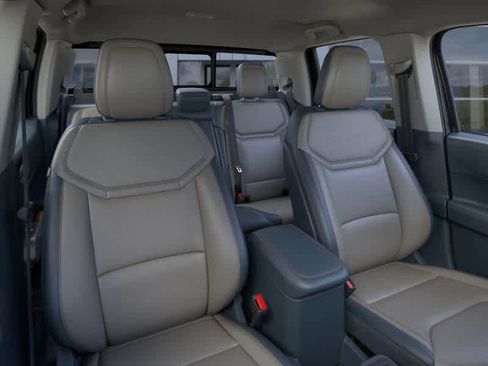 New 2026 Ford Maverick Lariat w/ 4K Tow Package image 10