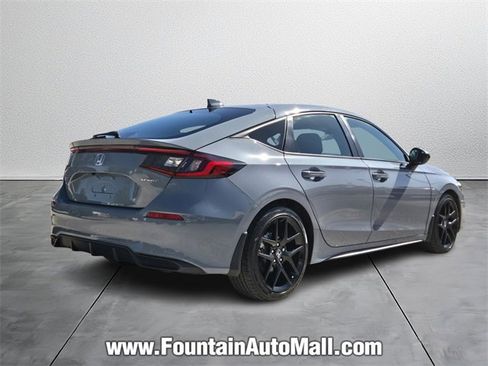 Used 2023 Honda Civic Sport image 4
