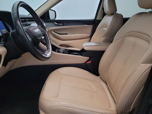 Used 2022 Jeep Grand Cherokee L Limited image 17