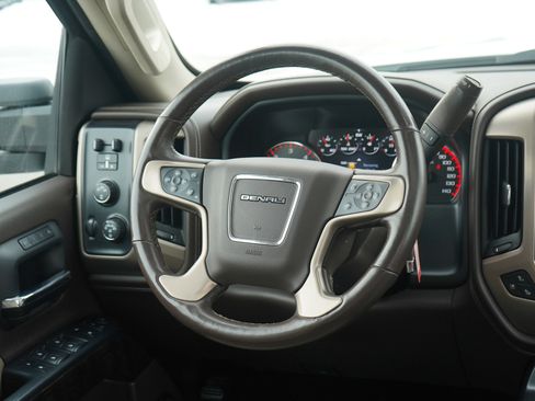 Used 2016 GMC Sierra 2500 Denali w/ Driver Alert Package image 14