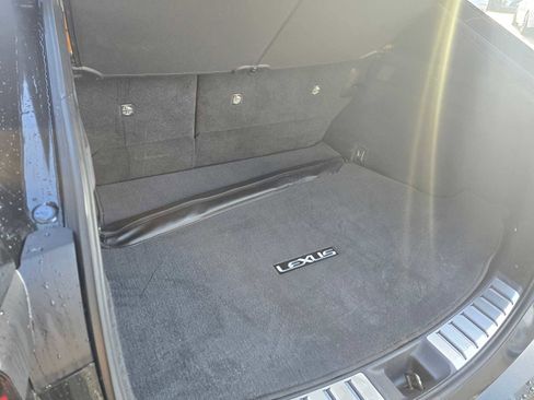 Used 2023 Lexus RZ 450e Premium image 17