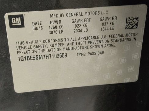 Used 2017 Chevrolet Cruze LT w/ Sun And Sound Package image 33