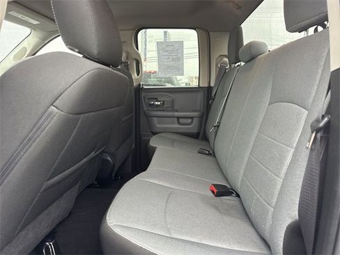 Used 2024 RAM 1500 Classic SLT image 9