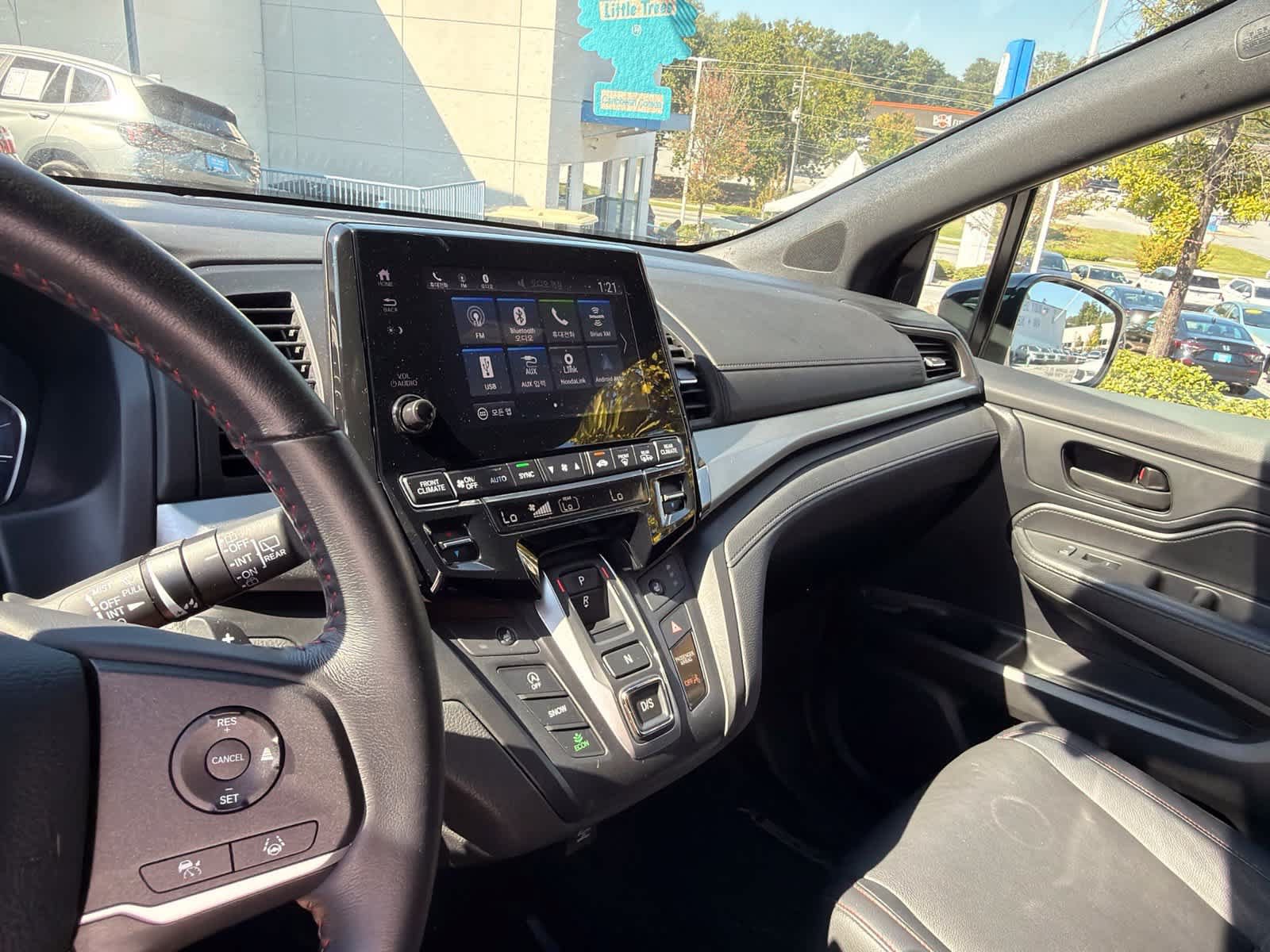 Used 2024 Honda Odyssey Sport image 24