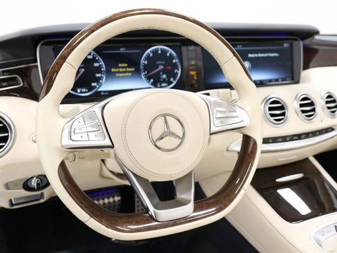 Used 2017 Mercedes-Benz S 550 Cabriolet image 19