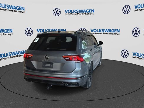 Used 2022 Volkswagen Tiguan SE R-Line FWD image 7