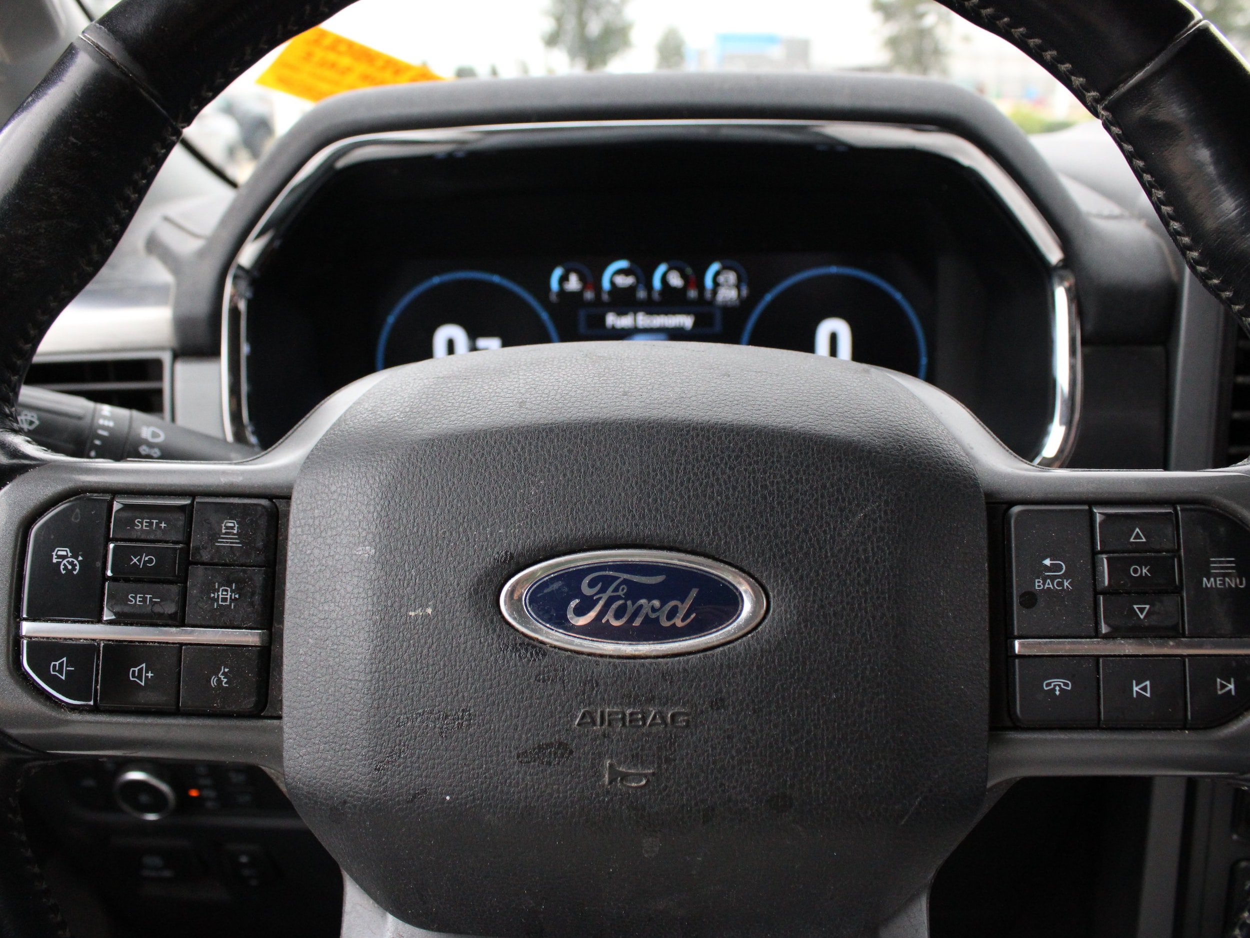 Used 2022 Ford F150 Lariat w/ Equipment Group 502A High AWD/4WD image 10