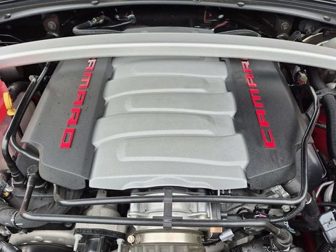 Used 2021 Chevrolet Camaro SS RWD image 21