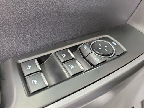 Used 2024 Ford F250 XLT AWD/4WD image 18