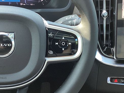 Used 2026 Volvo XC90 B6 Plus w/ Protection Package Premier image 22