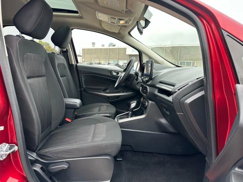 Used 2021 Ford EcoSport SE w/ SE Convenience Package image 24