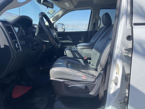 Used 2015 RAM 3500 Tradesman w/ Chrome Appearance Group AWD/4WD image 10