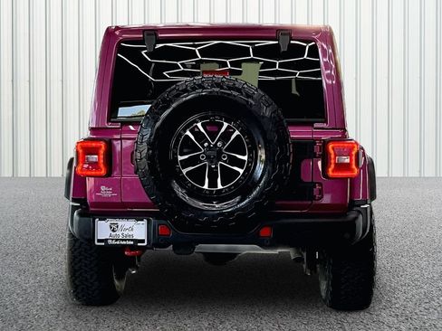 Used 2024 Jeep Wrangler Unlimited Rubicon AWD/4WD image 5