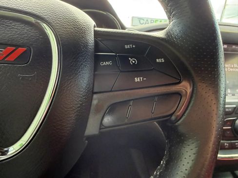 Used 2018 Dodge Durango R/T w/ Blacktop Package AWD/4WD image 32