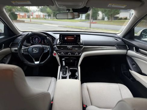 Used 2020 Honda Accord LX image 13
