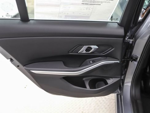 Used 2025 BMW 330i xDrive Sedan w/ Convenience Package image 16