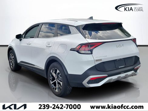 Certified 2024 Kia Sportage EX FWD image 4
