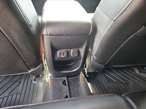 Used 2022 Chevrolet Colorado ZR2 w/ Colorado ZR2 Bison Edition AWD/4WD image 17