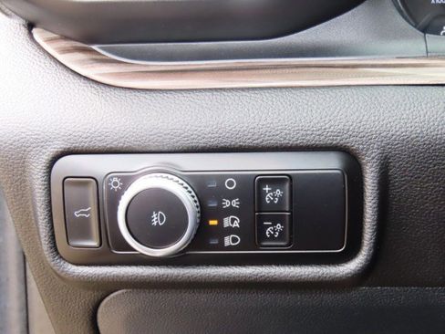 Certified 2023 Ford Explorer Limited image 26