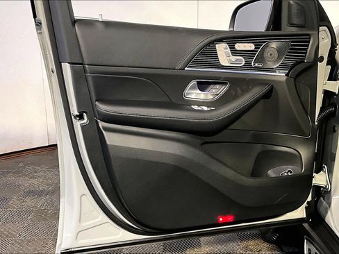New 2026 Mercedes-Benz GLE 450 4MATIC image 11