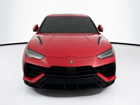 Used 2023 Lamborghini Urus Performante AWD/4WD image 2