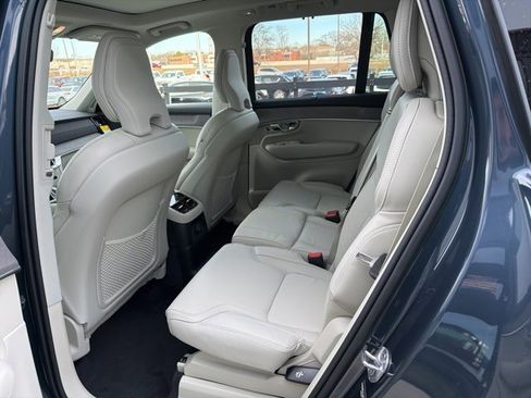 New 2026 Volvo XC90 T8 Ultra image 7