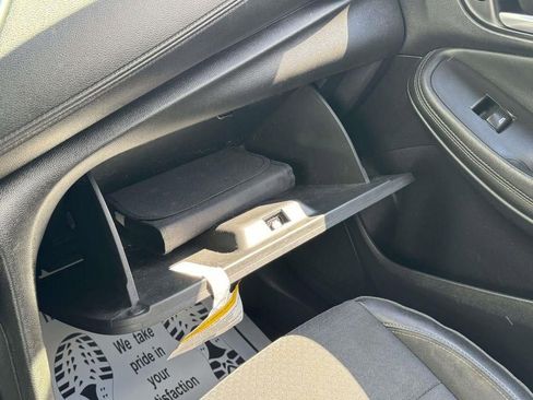 Used 2020 Buick Encore GX Select image 29