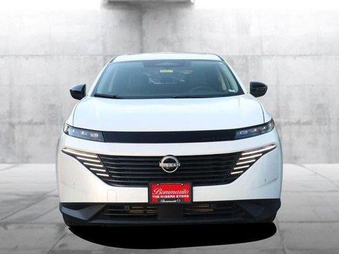 Used 2025 Nissan Murano SV FWD image 4