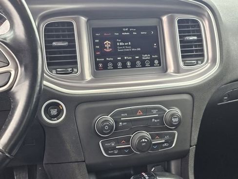 Used 2021 Dodge Charger SXT w/ Leather Interior Group image 9