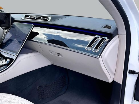 Used 2022 Mercedes-Benz S 500 4MATIC image 19